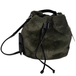 House of Harlow 1960 Green Faux Fur Bucket Bag Adjustable Strap with Card Case